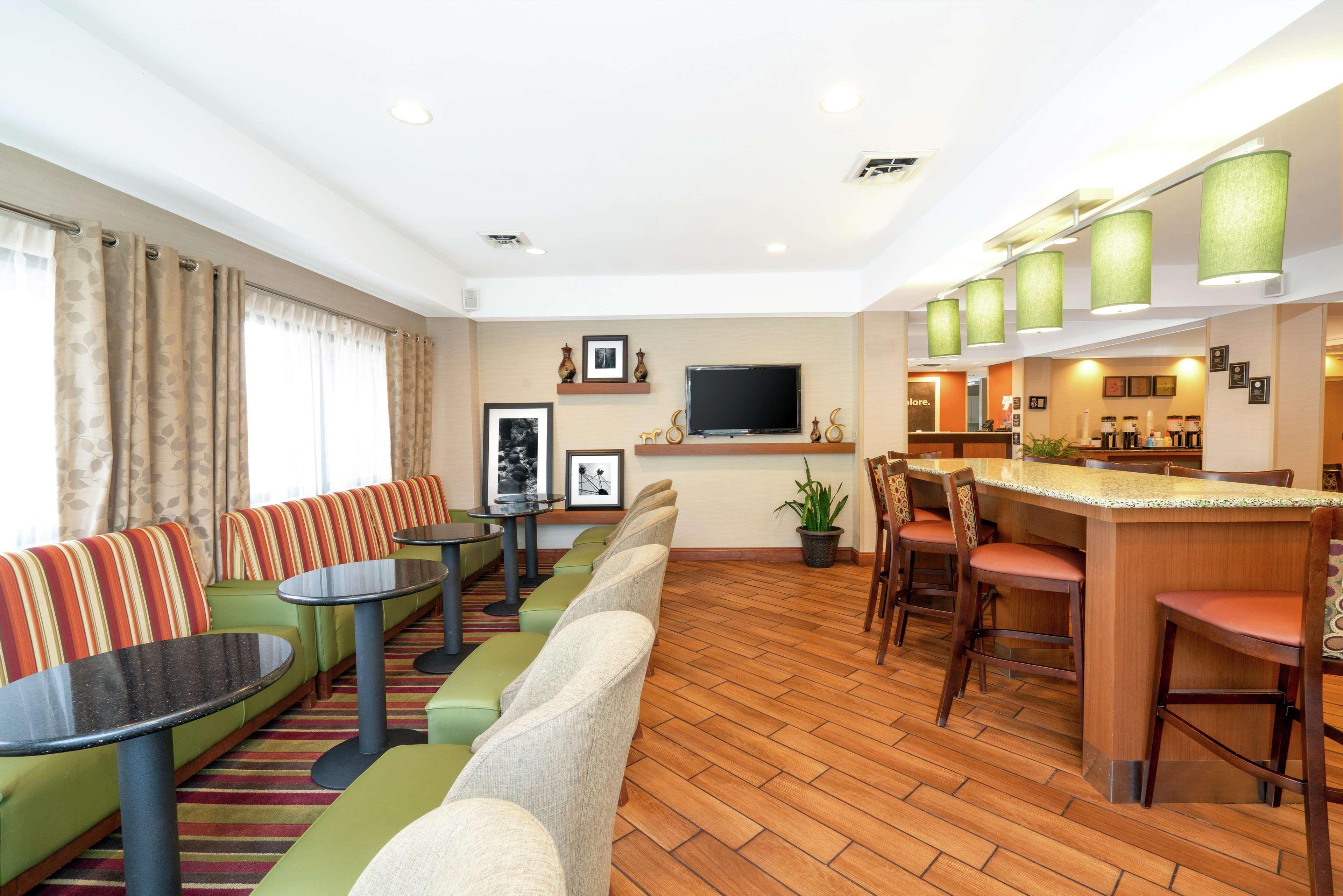 Hampton Inn Hixson Exterior photo