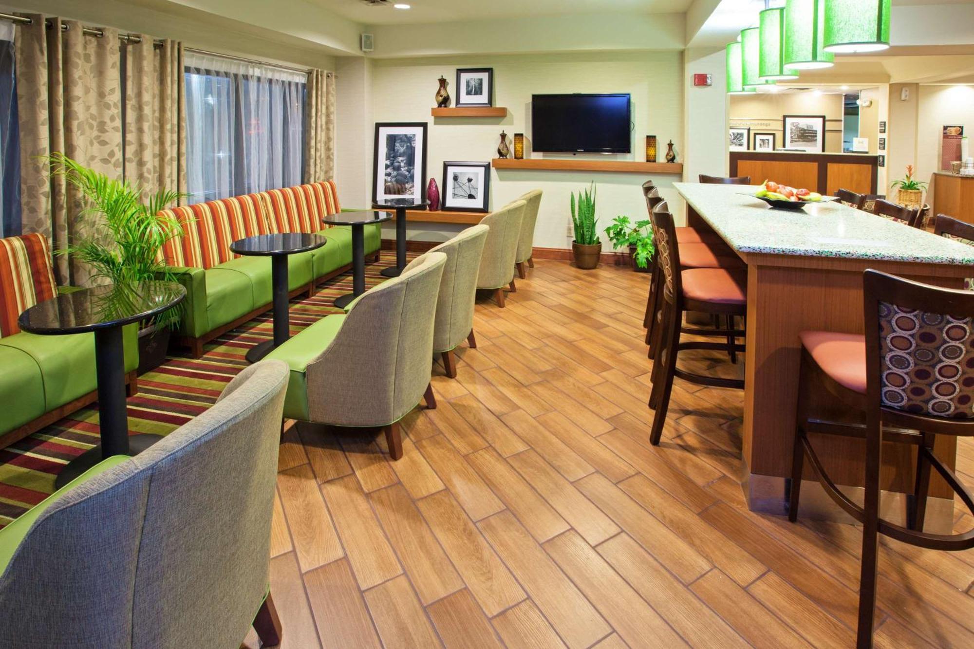 Hampton Inn Hixson Exterior photo